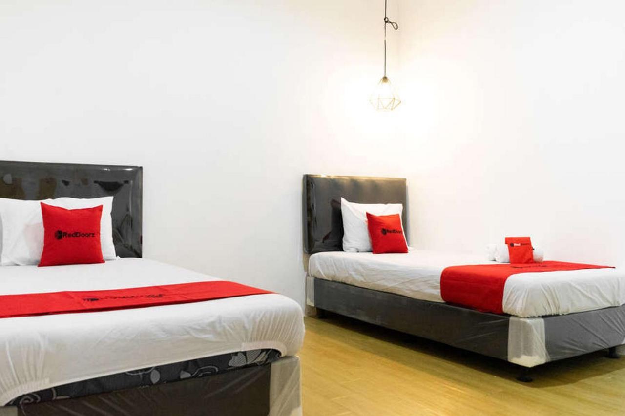 Reddoorz Near Sam Poo Kong 3 Semarang Exterior foto