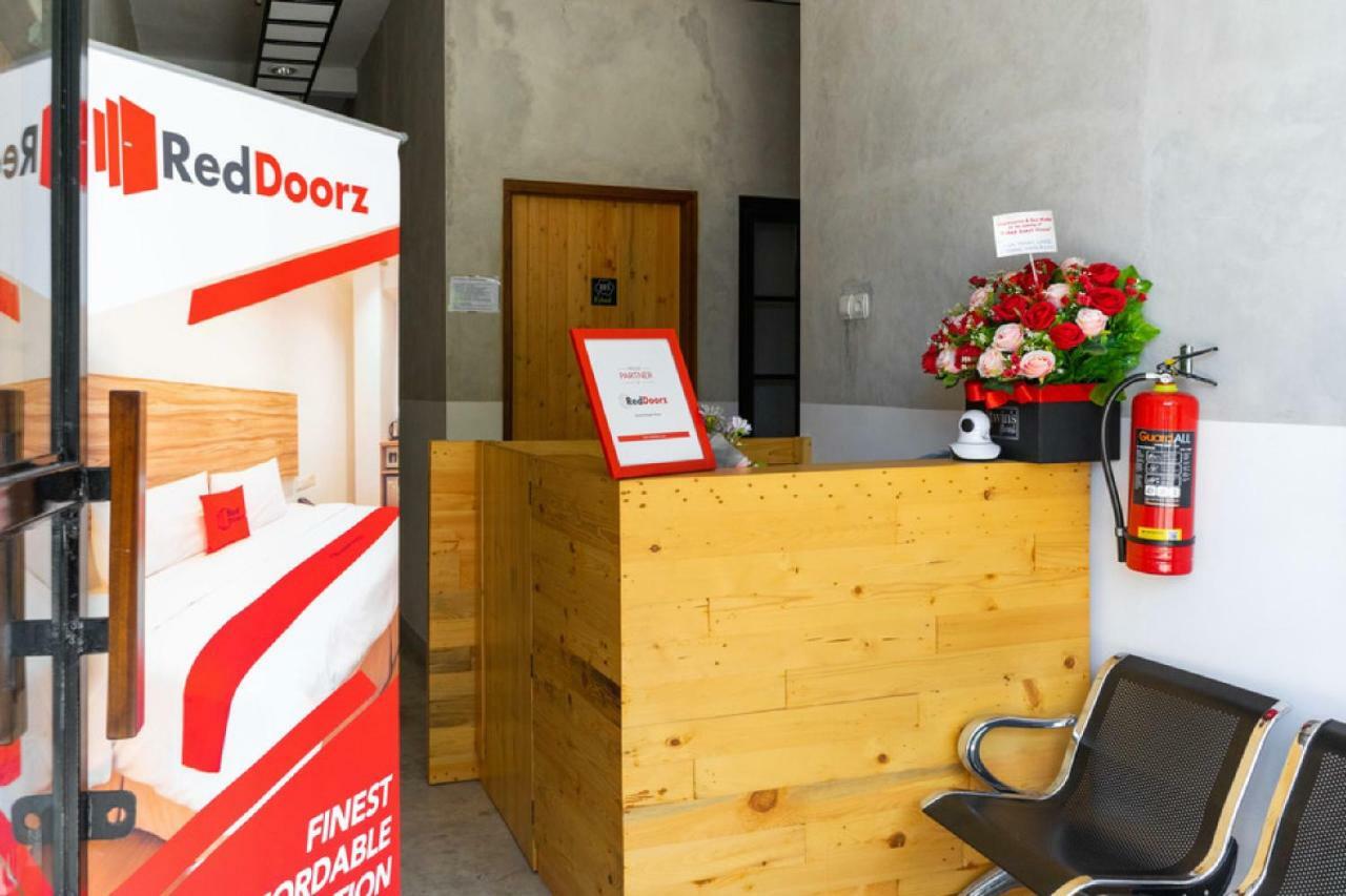 Reddoorz Near Sam Poo Kong 3 Semarang Exterior foto